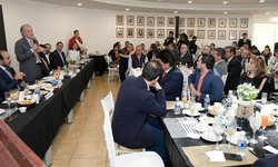 Reafirma Gobernador compromiso con el sector comercial y de servicios