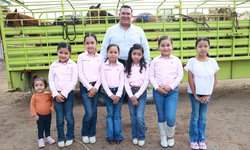 Escaramuza Dientes de Leche participará en Congreso Charro Estatal