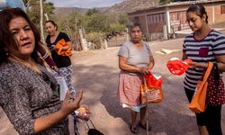 Es tiempo de una maestra en el Gobierno, le dicen electores a Rosita