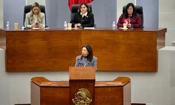 Fiscal General comparece ante las y los diputados en el pleno “Ponciano Arriaga“