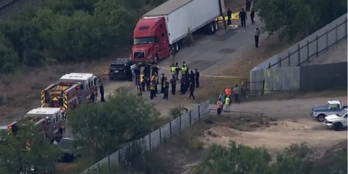 En San Antonio, Texas, encuentran tráiler abandonado con cuerpos