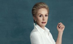 ¿Carolina Herrera dijo que una mujer de más de 40 no debe llevar el pelo largo?